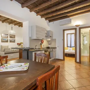 happy-trastevere-in-rome.it-romehotels.com/