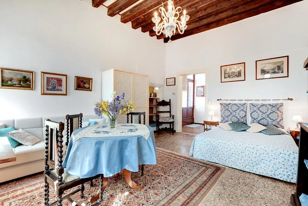 Apartment Ca' Badoer West Studio Venice Italy