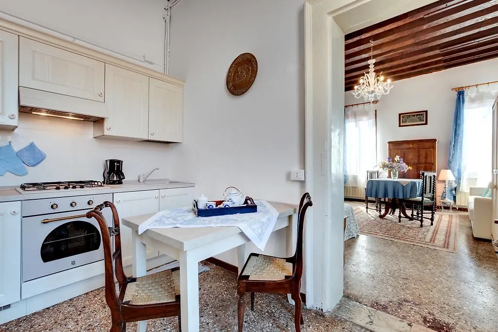 Apartment Ca' Badoer West Studio Venice